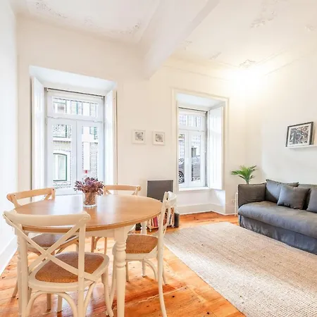 Appartement Guestready - Sunshine Nostalgia - Principe Real Lissabon